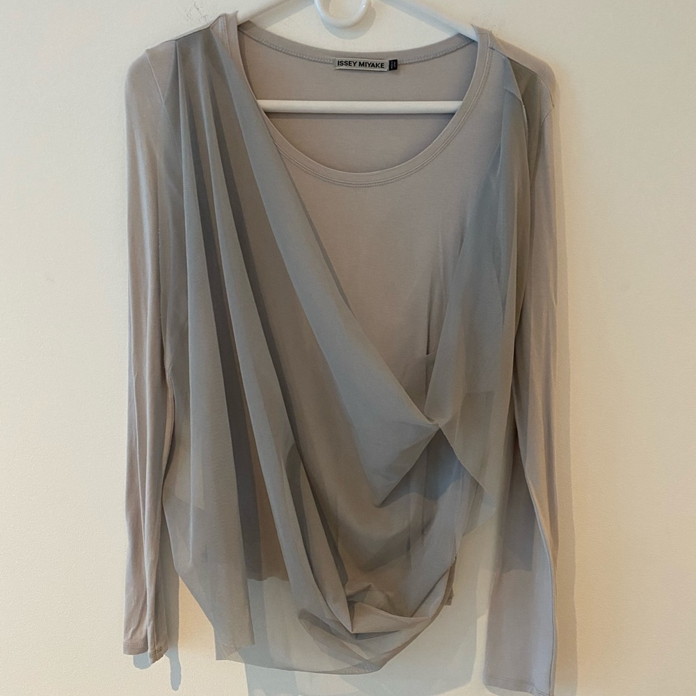 Issey Miyake light grey top